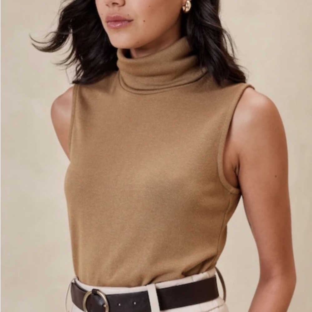 Banana Republic Sleeveless Soft Luxe Turtleneck